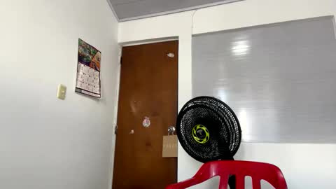 Juan Pablo-independent model online show from October 14, 5:14 pm