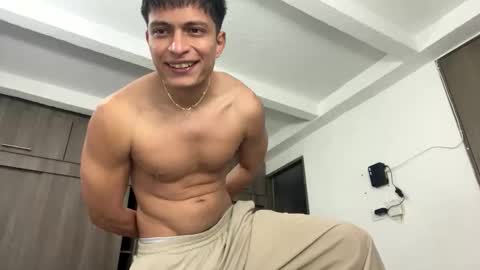 Juan Pablo-independent model online show from March 12, 2:07 am