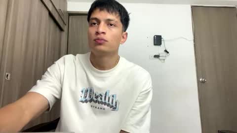 Juan Pablo-independent model online show from May 7, 2:06 am