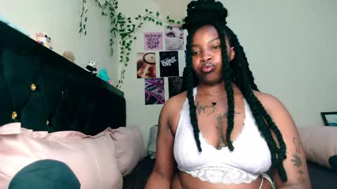 Snapshot of _sexysquirter chatting on April 19, 6:10 pm _sexysquirter online show from April 19, 6:10 pm