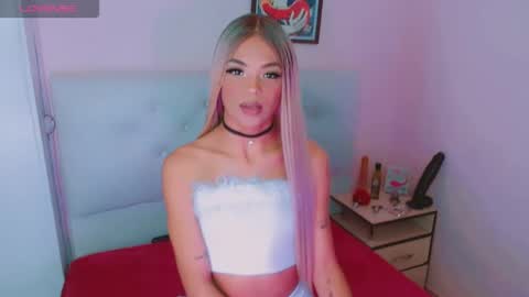 Snapshot of _shadday_ chatting on March 22, 3:32 am _shadday_ online show from March 22, 3:32 am