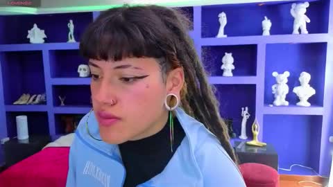 Snapshot of _sharlotte777 chatting on October 13, 2:06 pm _sharlotte777 online show from October 13, 2:06 pm