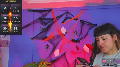 Snapshot of _sharlotte777 chatting on October 29, 2:52 pm _sharlotte777 online show from October 29, 2:52 pm