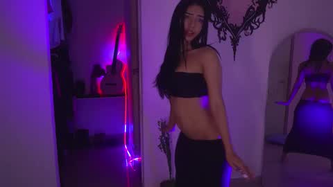 Snapshot of _snakeeyes chatting on February 10, 7:23 am Snake eyes online show from February 10, 7:23 am