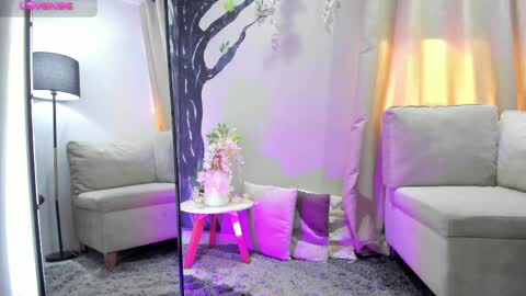    640  200   online show from April 28, 7:52 pm