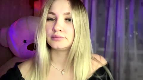 Snapshot of _sofiawood1_ chatting on February 26, 4:56 pm _sofiawood1_ online show from February 26, 4:56 pm