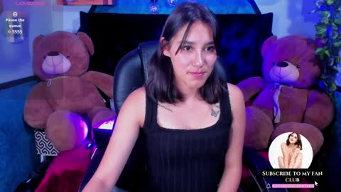 Snapshot of _sophie__miller chatting on February 3, 7:31 pm Sophie online show from February 3, 7:31 pm