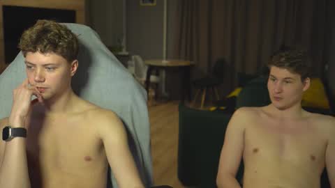 OLIVERpvt is open online show from November 4, 3:11 pm