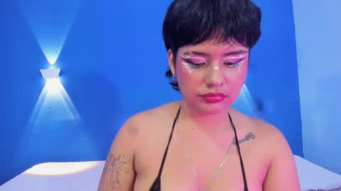 Snapshot of _sowy_venus_ chatting on March 10, 12:07 am V E N U S online show from March 10, 12:07 am