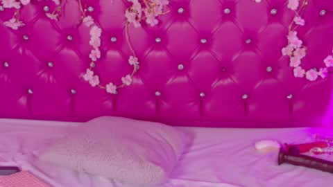 Snapshot of _spectra chatting on November 27, 9:39 pm Spectra horn online show from November 27, 9:39 pm