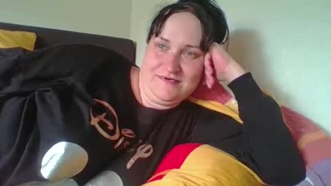 Melisa online show from June 3, 2:33 pm