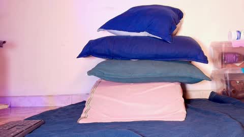 susy online show from October 26, 12:11 pm