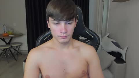 Snapshot of _stager_ chatting on December 1, 4:28 am MARKPVT IS OPEN online show from December 1, 4:28 am