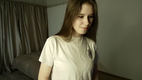 Stella Grace online show from April 1, 7:09 am