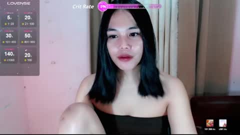 Eilachloe online show from May 7, 11:48 am