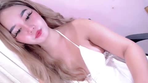 Snapshot of _sugarmelody chatting on October 28, 11:07 pm Call me Melody online show from October 28, 11:07 pm