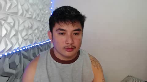 Snapshot of _superhotlatino_ chatting on May 13, 3:20 pm _superhotlatino_ online show from May 13, 3:20 pm