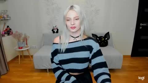 Snapshot of _sweet_addiction_ chatting on February 17, 4:04 pm Marie online show from February 17, 4:04 pm