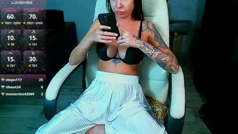 Milana   welcome to my world  online show from May 11, 5:43 pm