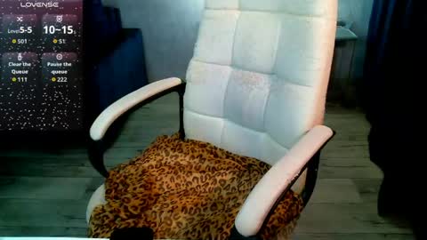 Milana   welcome to my world  online show from May 12, 10:12 am