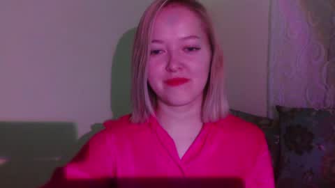 _sweet_smile_ online show from September 20, 10:11 pm