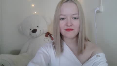 _sweet_smile_ online show from February 10, 9:35 am