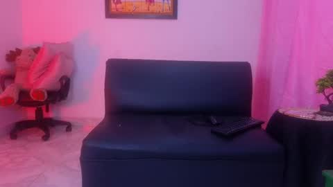 Snapshot of _sweet_vict0ria1 chatting on March 8, 2:59 am 0900 p.m a 0500 a.m Colombia time UTC -5 online show from March 8, 2:59 am