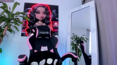 Maria Fernanda online show from April 28, 4:45 pm