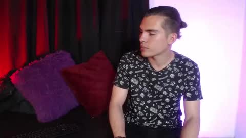    online show from January 25, 5:08 pm