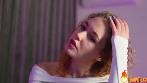 Snapshot of _taylor_swift chatting on September 9, 12:26 pm Taylor online show from September 9, 12:26 pm