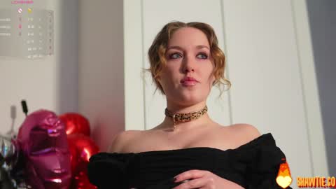 Snapshot of _taylor_swift chatting on March 31, 10:37 am Taylor online show from March 31, 10:37 am