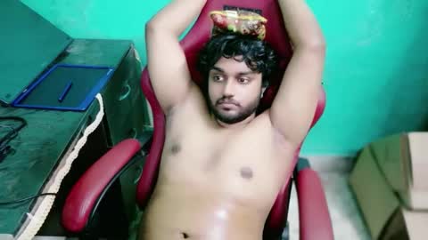 Snapshot of _telugu_boy chatting on February 2, 4:33 am _telugu_boy online show from February 2, 4:33 am