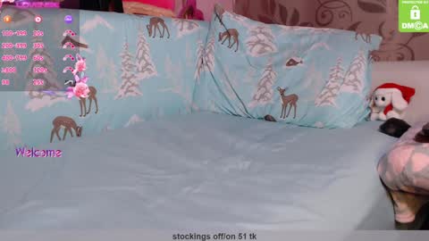 Mia online show from December 15, 11:12 am