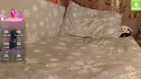 Mia online show from January 17, 1:49 pm