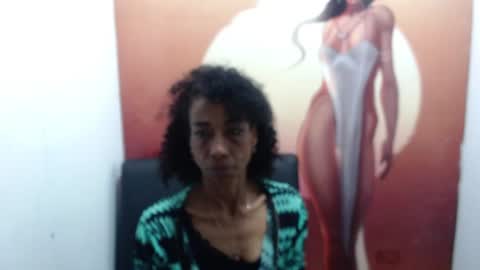 Snapshot of _thamaraa_ chatting on August 2, 2:04 pm Tamara online show from August 2, 2:04 pm