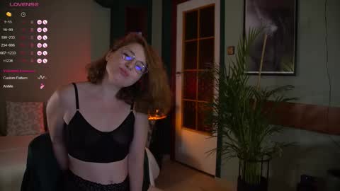 Evi online show from October 17, 11:18 pm