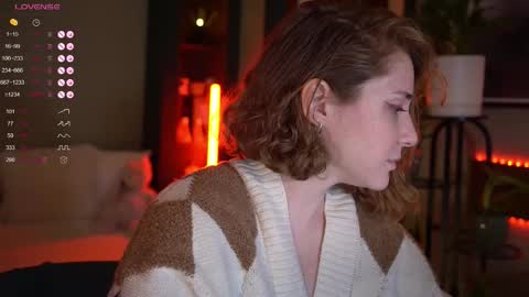 Evi online show from November 18, 9:52 pm