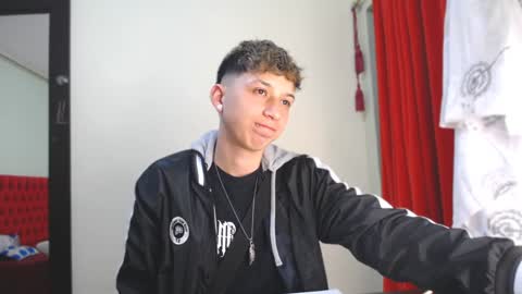 Thomas online show from January 1, 5:33 am