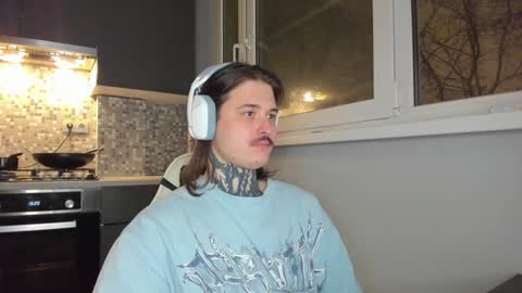 _torfin_ online show from January 10, 7:00 pm