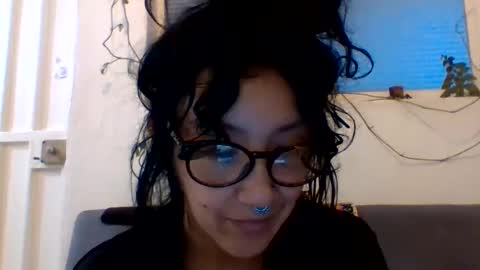 Snapshot of _tutti_frutti_ chatting on December 2, 12:09 am _tutti_frutti_ online show from December 2, 12:09 am