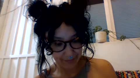 Snapshot of _tutti_frutti_ chatting on December 14, 5:29 am _tutti_frutti_ online show from December 14, 5:29 am