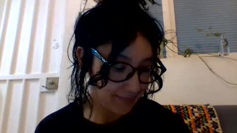 Snapshot of _tutti_frutti_ chatting on December 17, 4:56 am _tutti_frutti_ online show from December 17, 4:56 am