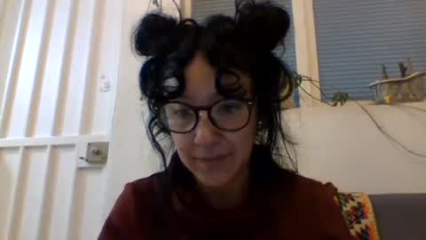 Snapshot of _tutti_frutti_ chatting on December 29, 3:44 am _tutti_frutti_ online show from December 29, 3:44 am