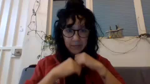 Snapshot of _tutti_frutti_ chatting on January 16, 5:32 am _tutti_frutti_ online show from January 16, 5:32 am