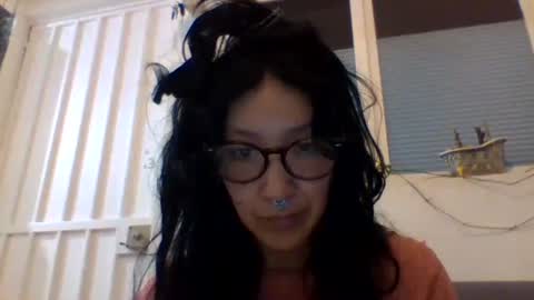 Snapshot of _tutti_frutti_ chatting on January 18, 6:13 am _tutti_frutti_ online show from January 18, 6:13 am