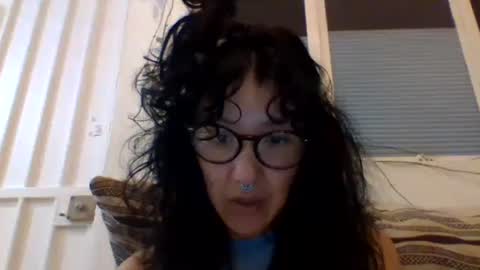 Snapshot of _tutti_frutti_ chatting on March 1, 4:15 am _tutti_frutti_ online show from March 1, 4:15 am