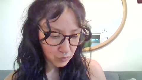 Snapshot of _tutti_frutti_ chatting on September 17, 3:41 am _tutti_frutti_ online show from September 17, 3:41 am