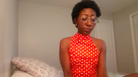  twiddleree  online show from February 11, 3:11 am