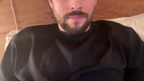 Snapshot of _ur_happy_meal chatting on January 2, 1:38 am DJ online show from January 2, 1:38 am