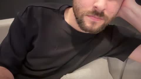 Snapshot of _ur_happy_meal chatting on February 27, 5:56 am DJ online show from February 27, 5:56 am